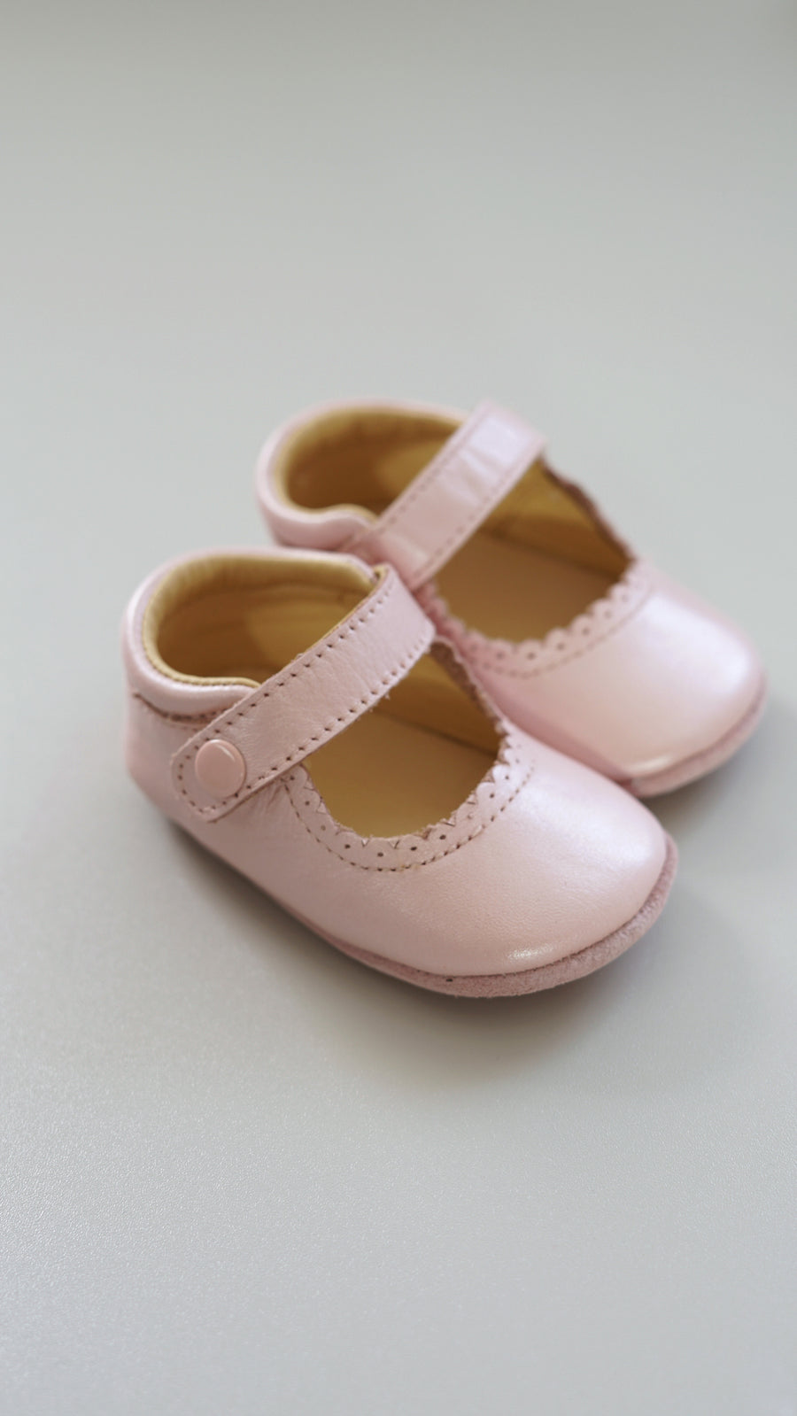 Abbey Shoes in Baby Pink (Defect)