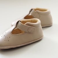 Cambridge Shoes in Beige (Defect)