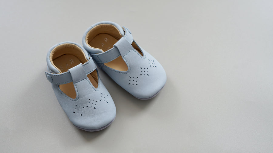 Cambridge Shoes in Baby Blue (Defect)