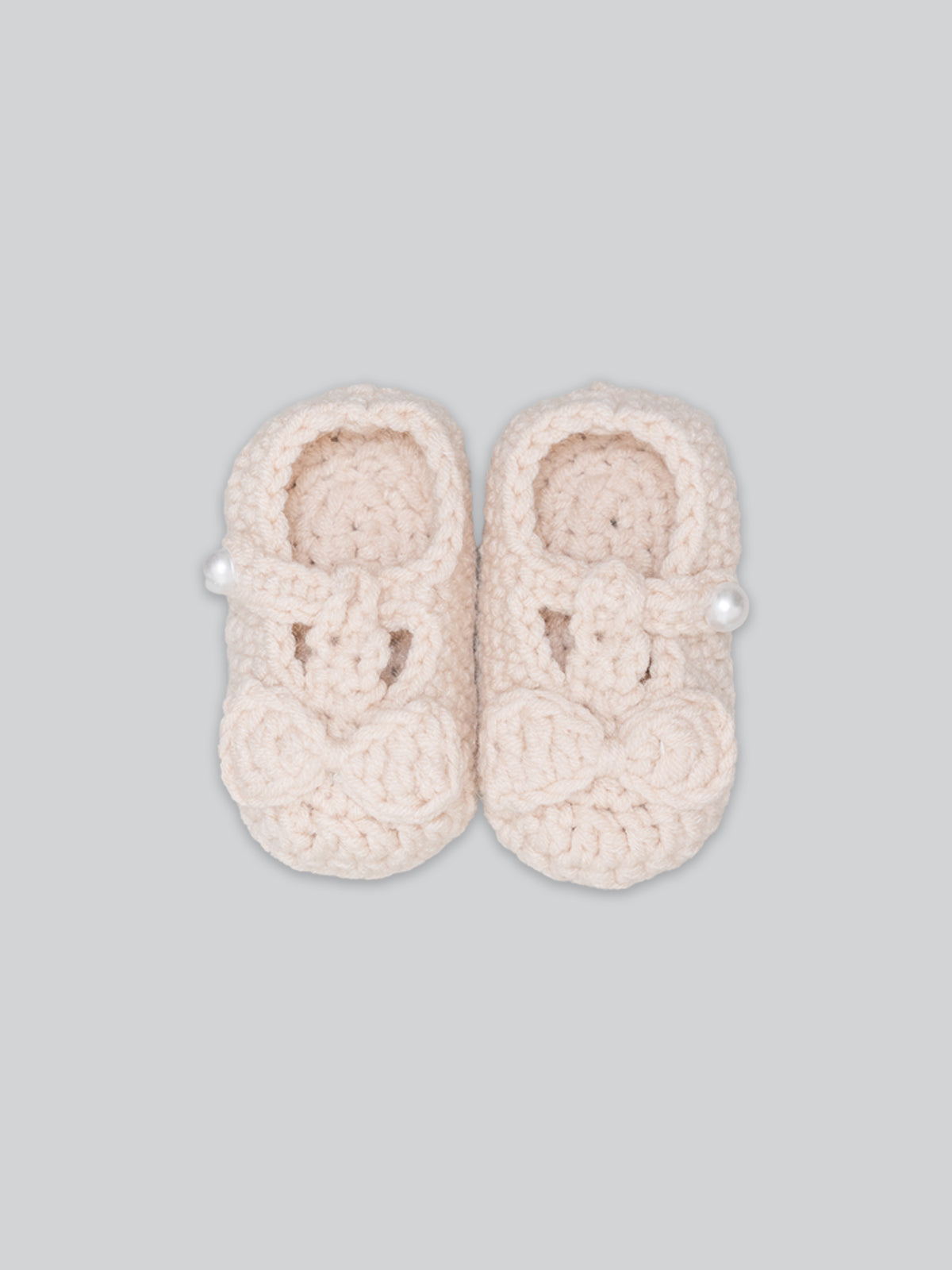 Bow Crochet Shoes in Beige
