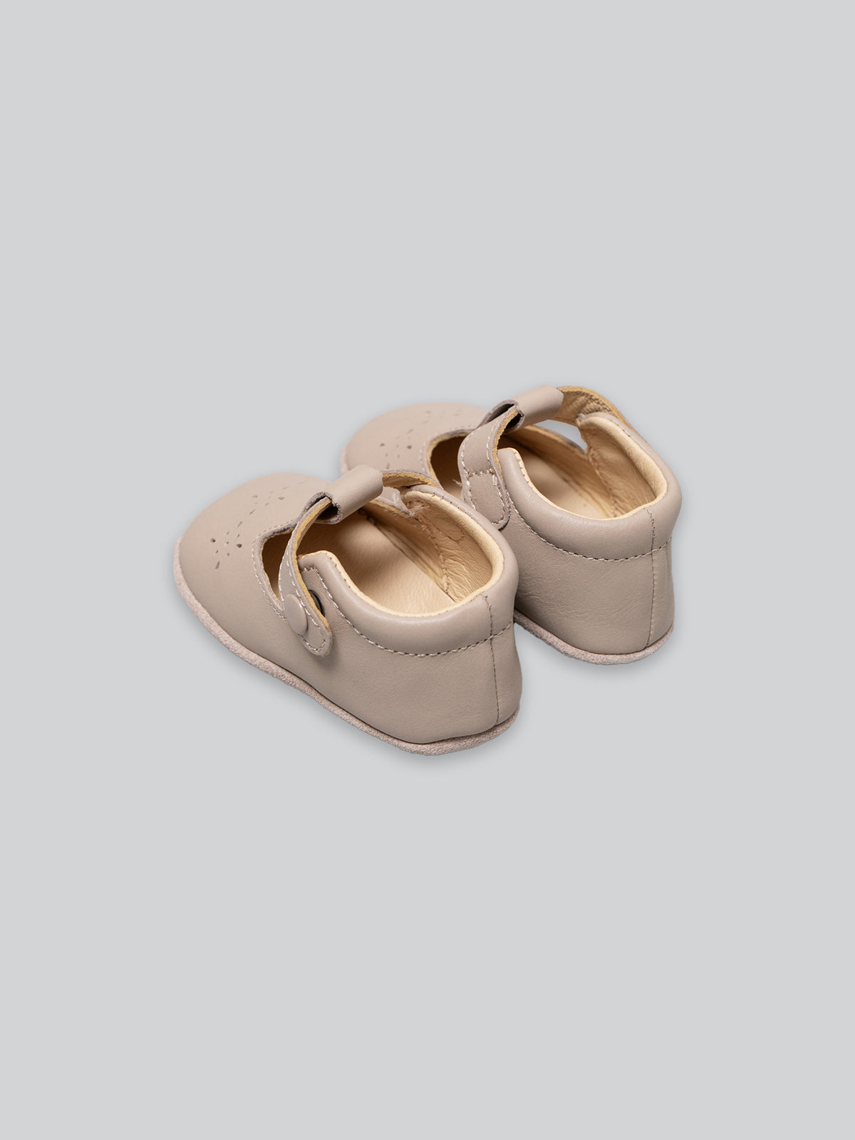 Cambridge Shoes in Beige