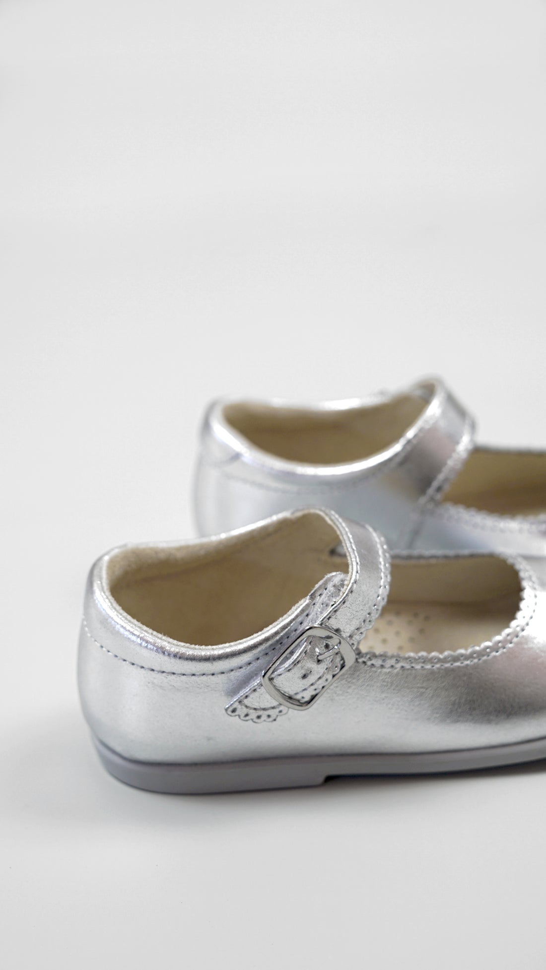 Hampton Shoes in Silver