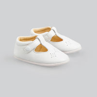 Cambridge Shoes in White (Defect)