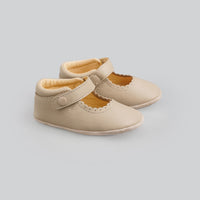 Abbey Shoes in Beige (Defect)