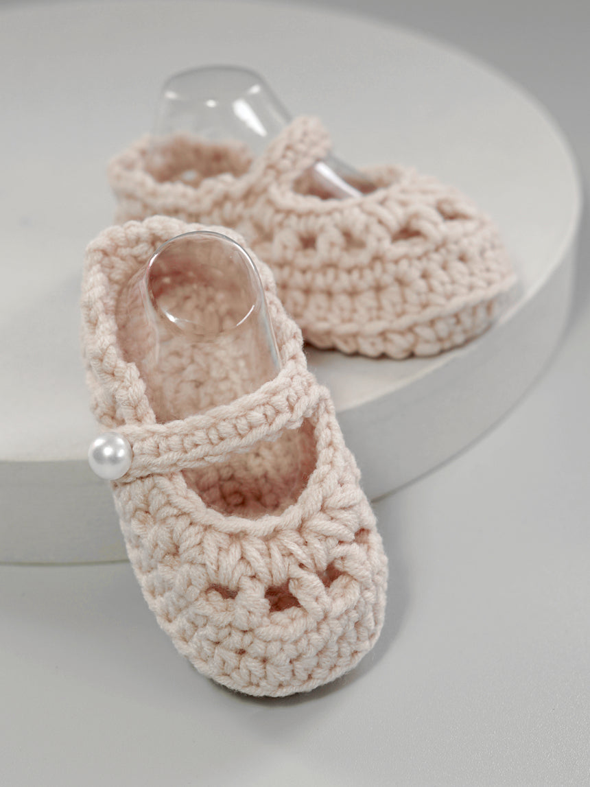 Strap Crochet Shoes in Khaki