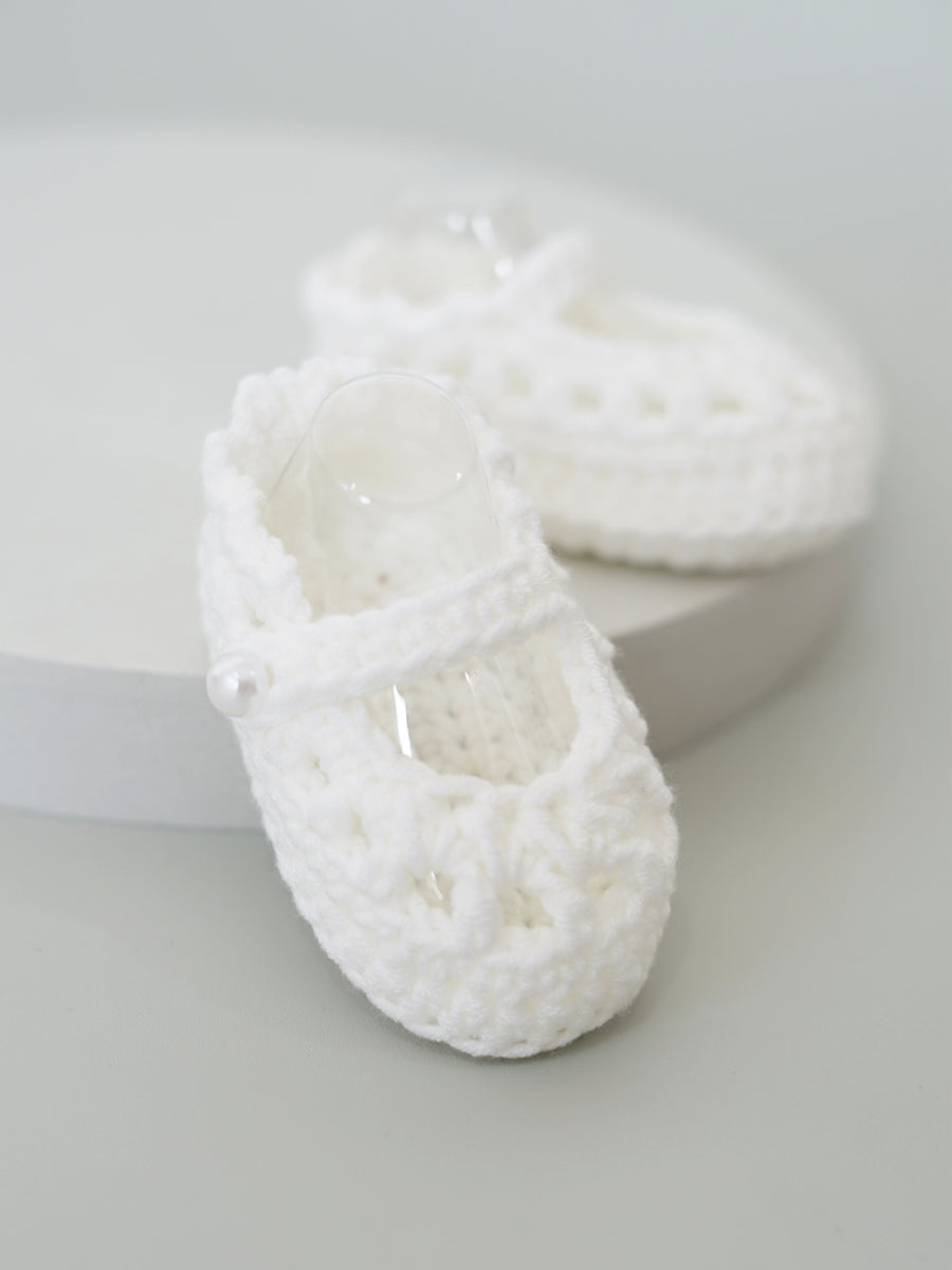 Strap Crochet Shoes in White